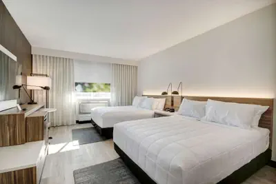 Photo 2 - Wyndham Garden Sacramento Airport Natomas