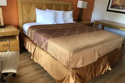 Photo 4 - Stay Express Inn North Charleston