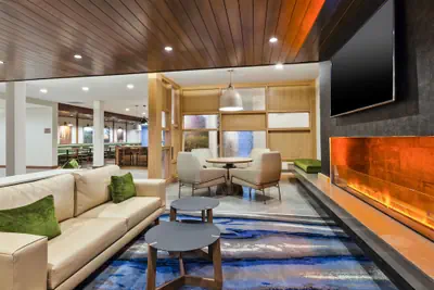 Photo 3 - Fairfield Inn & Suites by Marriott Cincinnati Airport South/Florence