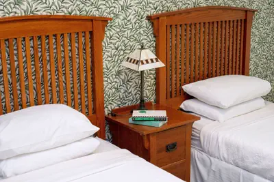 Photo 4 - Athenaeum Hotel