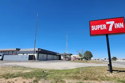Photo 2 - Super 7 Inn