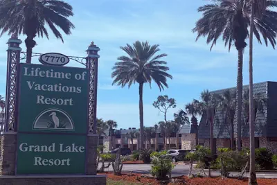 Photo 2 - Grand Lake Resort
