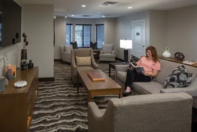 Photo 5 - Staybridge Suites Phoenix - Biltmore Area by IHG