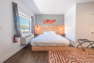 Photo 5 - Kanab Suites