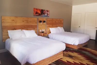 Photo 3 - Kanab Suites