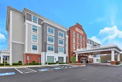 Photo 2 - Hampton Inn Cape Cod Canal
