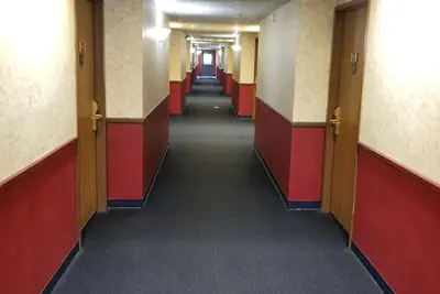 Photo 4 - Fort Wayne Inn