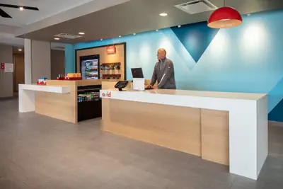 Photo 3 - avid hotels Madison - Monona by IHG