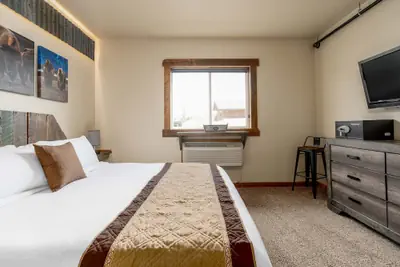 Photo 4 - The Adventure Inn Yellowstone