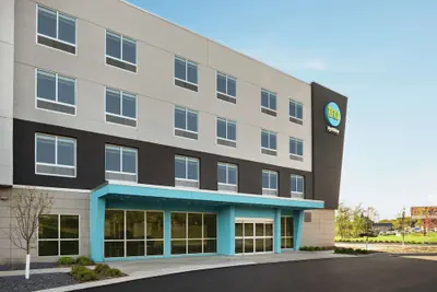 Photo 2 - Tru by Hilton Duluth Mall Area