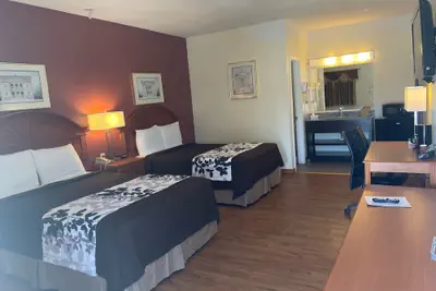 Photo 3 - Relax Inn