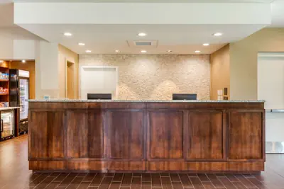 Photo 3 - Comfort Inn & Suites Florence Center Area