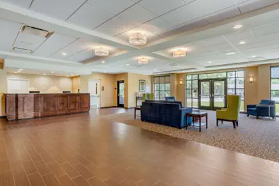 Photo 5 - Comfort Inn & Suites Florence Center Area