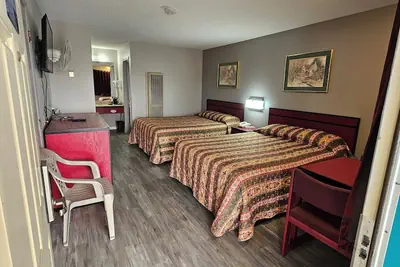 Photo 4 - Travel Inn
