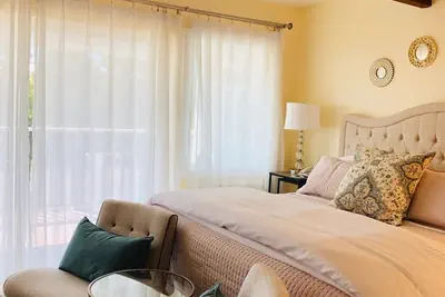 Photo 4 - Seafoam Lodge