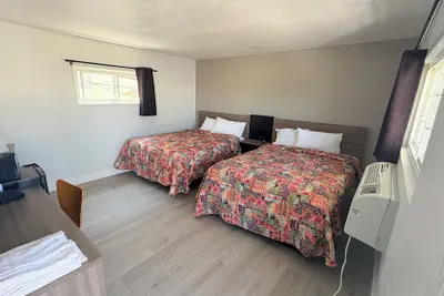 Photo 2 - Keystone Motel