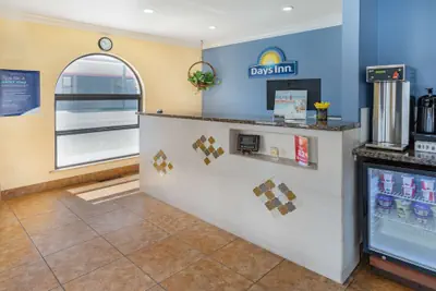 Photo 3 - Days Inn by Wyndham Winnemucca