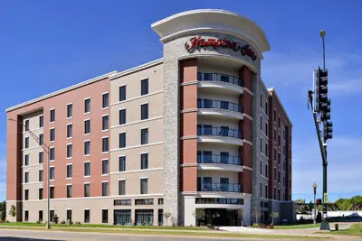 Photo 2 - Hampton Inn Cedar Falls Downtown