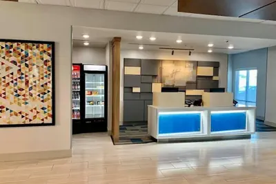 Photo 3 - Holiday Inn Express & Suites Kearney by IHG