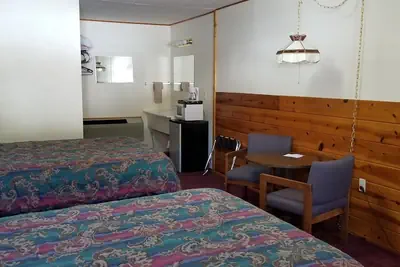 Photo 3 - Springcreek Inn