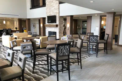Photo 4 - Staybridge Suites Irvine-John Wayne Airport by IHG