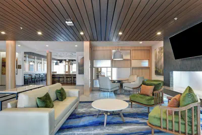 Photo 2 - Fairfield Inn & Suites by Marriott Houston NASA/Webster