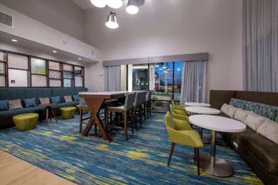 Photo 4 - Hampton Inn & Suites Duncanville Dallas