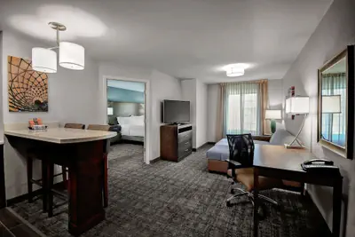 Photo 3 - Staybridge Suites Holland by IHG