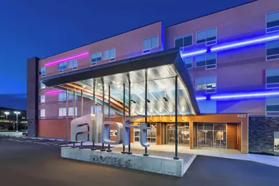 Photo 2 - Aloft by Marriott Cincinnati West Chester