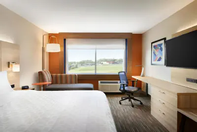 Photo 4 - Holiday Inn Express & Suites Warsaw - E Center by IHG