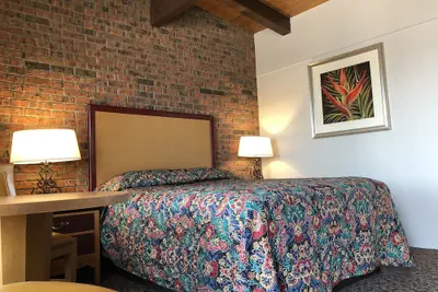 Photo 5 - Dunes Inn
