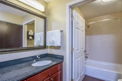 Photo 4 - 1 Bedroom Suite 1 King Bed Nonsmoking