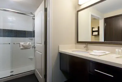 Photo 4 - 1 Bdrm Suite 1 King Nonsmoke
