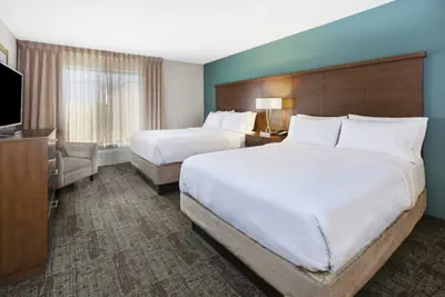 Photo 4 - 2 Queen Beds 1 Bedroom Suite Nonsmoking