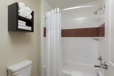 Photo 5 - 1 Bdrm Suite 2 Bed Other Nonsmoking
