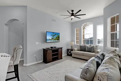 Photo 5 - Stunning Newly Renovated Condo, Near Disney