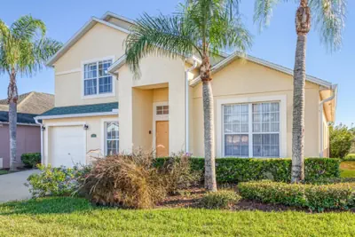 Photo 2 - Stylish 5 Bedroom Lakefront home near Disney