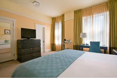 Photo 5 - PR | Premium King Room