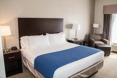 Photo 2 - Holiday Inn Express and Suites Sikeston by IHG