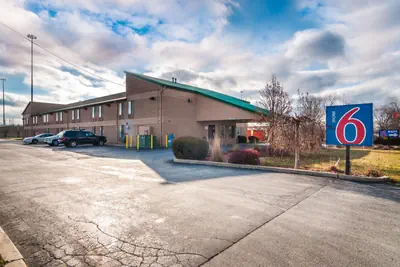 Photo 3 - Motel 6-Lansing, IL - Chicago South