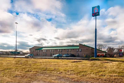 Photo 4 - Motel 6-Lansing, IL - Chicago South