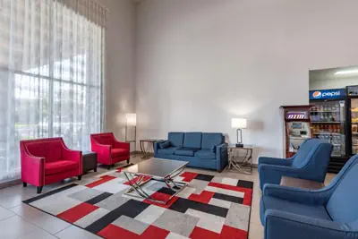 Photo 4 - Quality Inn & Suites Denver Airport - Gateway Park