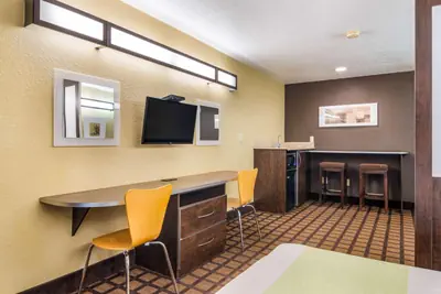 Photo 5 - Motel 6-Canton, GA