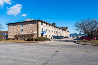 Photo 4 - Motel 6-Bridgeview, IL