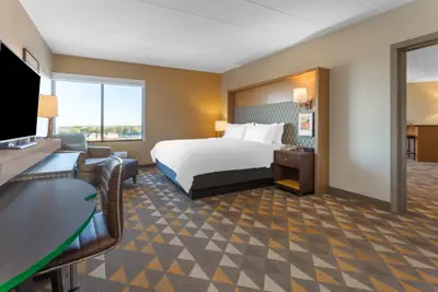 Photo 2 - Holiday Inn Rockford I-90&Rt 20 State St by IHG