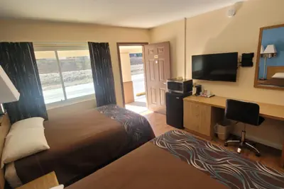 Photo 3 - Economy Inn Sylva