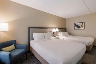 Photo 4 - Best Western Holiday Lodge