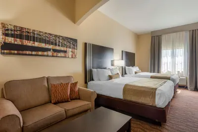 Photo 4 - Best Western Plus Capital Inn