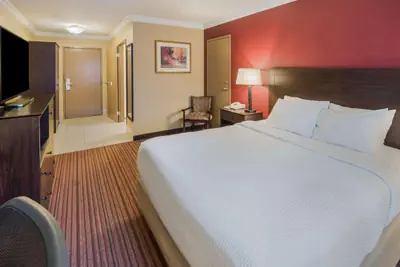 Photo 2 - Best Western Sycamore Inn