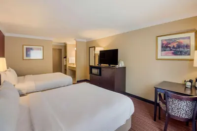 Photo 4 - Best Western Sycamore Inn